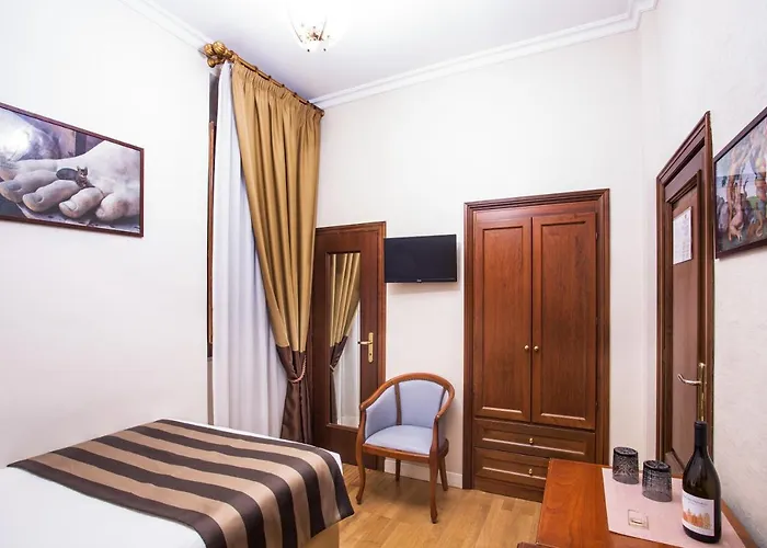 Piazza Di Spagna Hotel