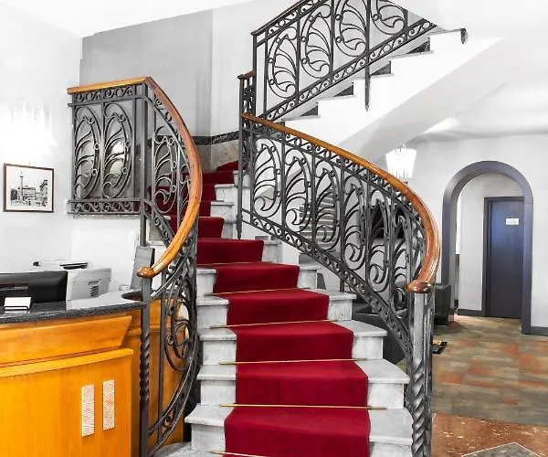 Hotel Piazza Di Spagna 3*