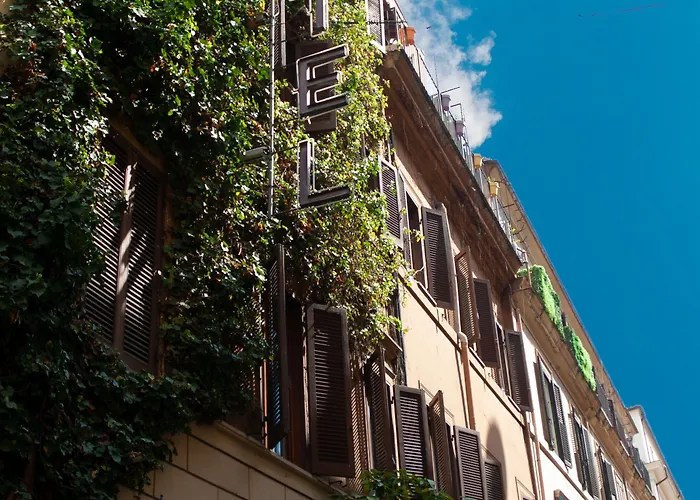 Piazza Di Spagna 3*